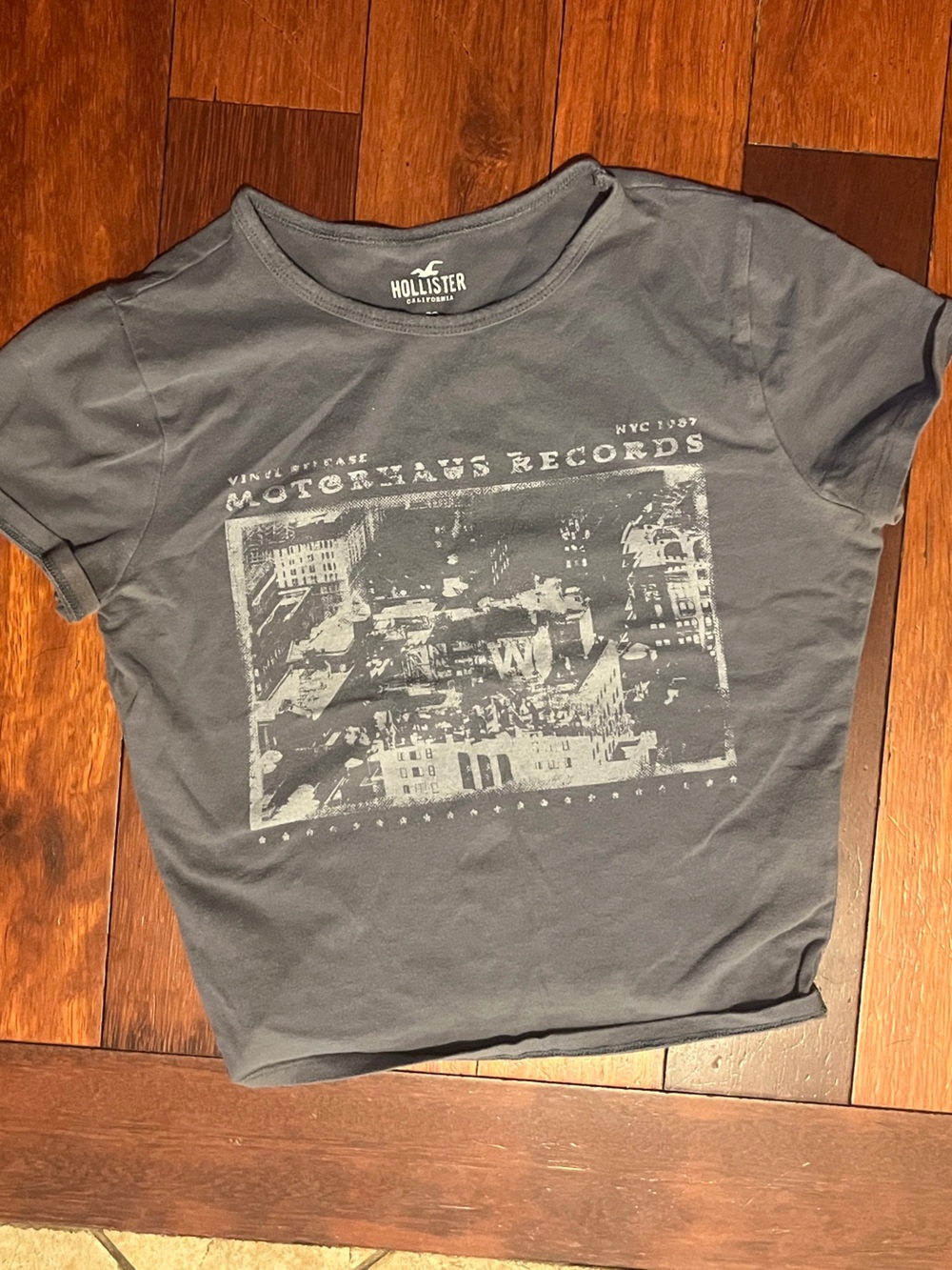 Hollister Crew Neck Tee in Heather Gray